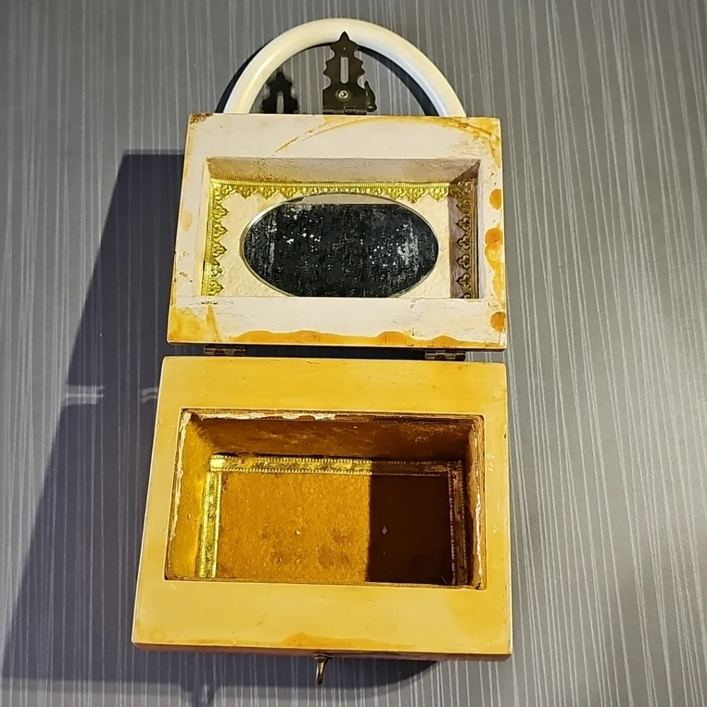 Vintage‎ Raggedy Ann And Andy Wooden Hobbie Purse Jewelry Box